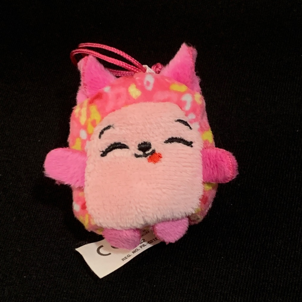 Fuwa the Fox Pikmi Pops Surprise Raspberry Series 2 Miniature Plush 2”